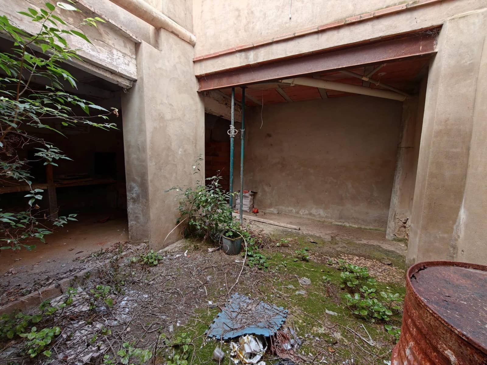 4 bedroom Townhouse for sale in Bunol - € 76,000 (Ref: 10011458)