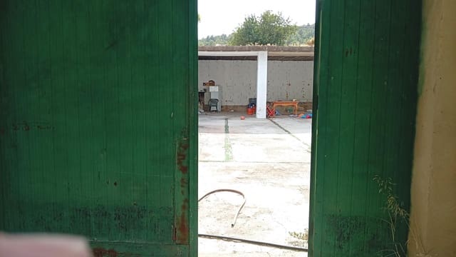 Commerciale da affittare in Chiva con garage - 500 € (Rif: 10044801)