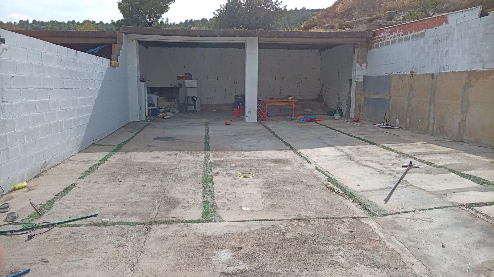 Commerciale da affittare in Chiva con garage - 500 € (Rif: 10044801)
