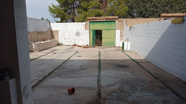 Commerciale da affittare in Chiva con garage - 500 € (Rif: 10044801)