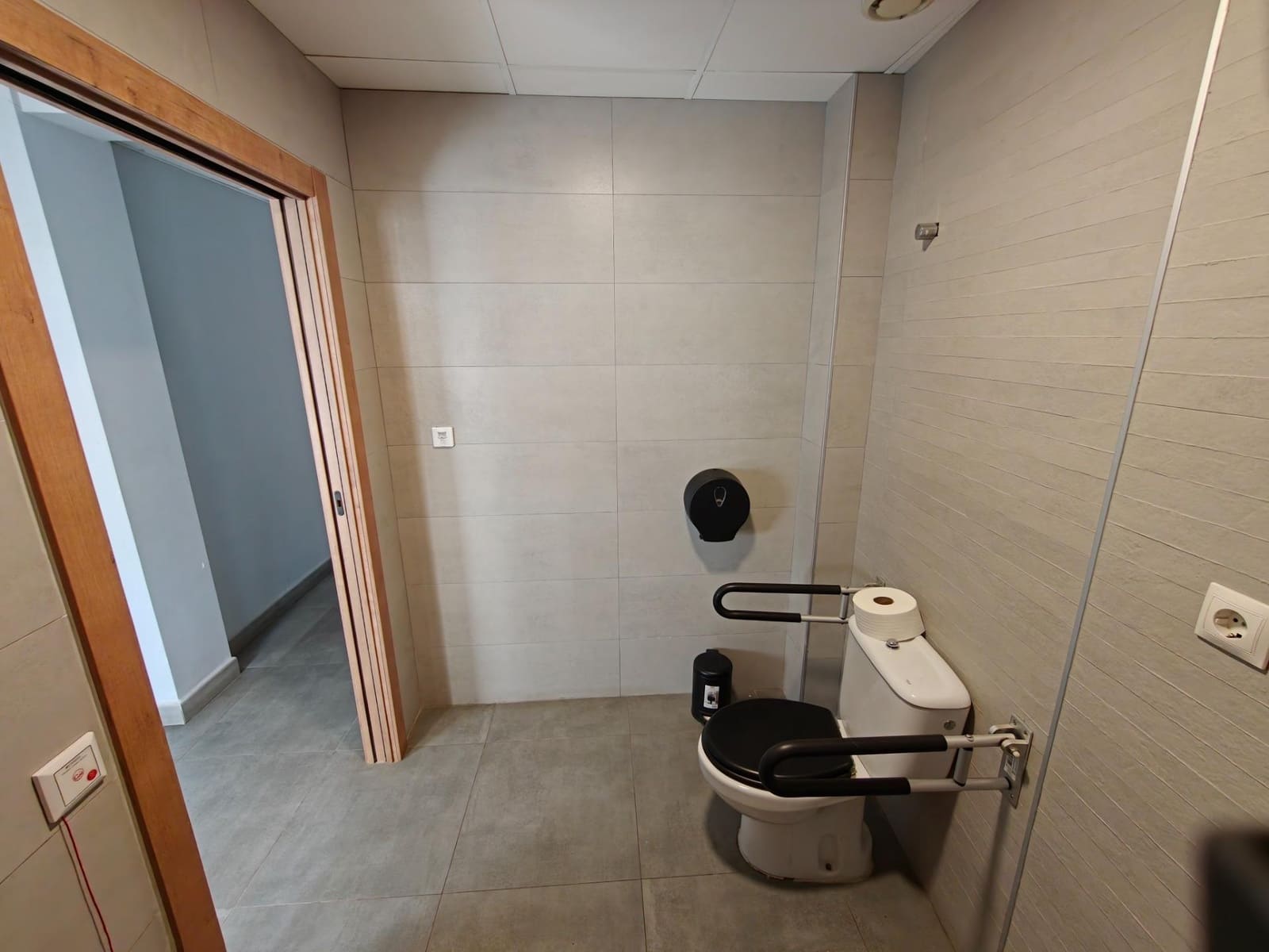 1 chambre Local Commercial à vendre à Bunol - 200 000 € (Ref: 10094616)