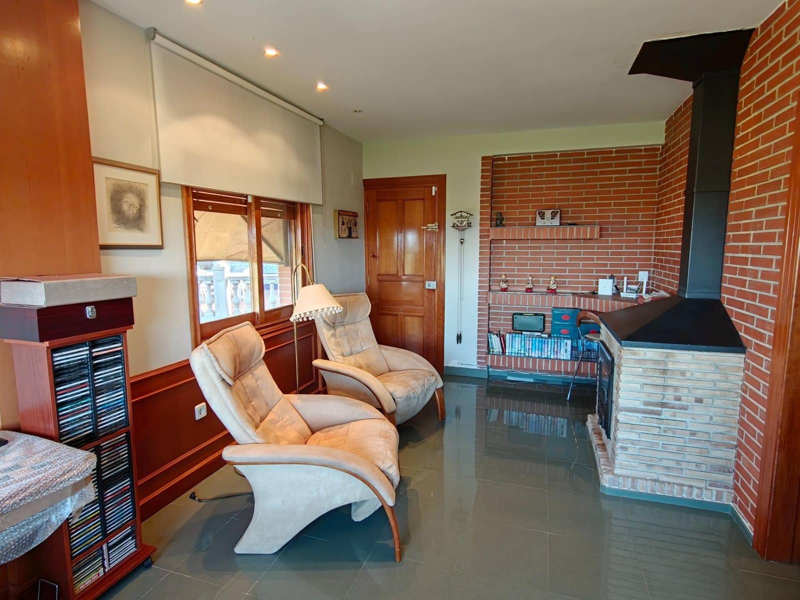 6 Zimmer Villa zu verkaufen in Chiva mit Pool Garage - 775.000 € (Ref: 10109673)