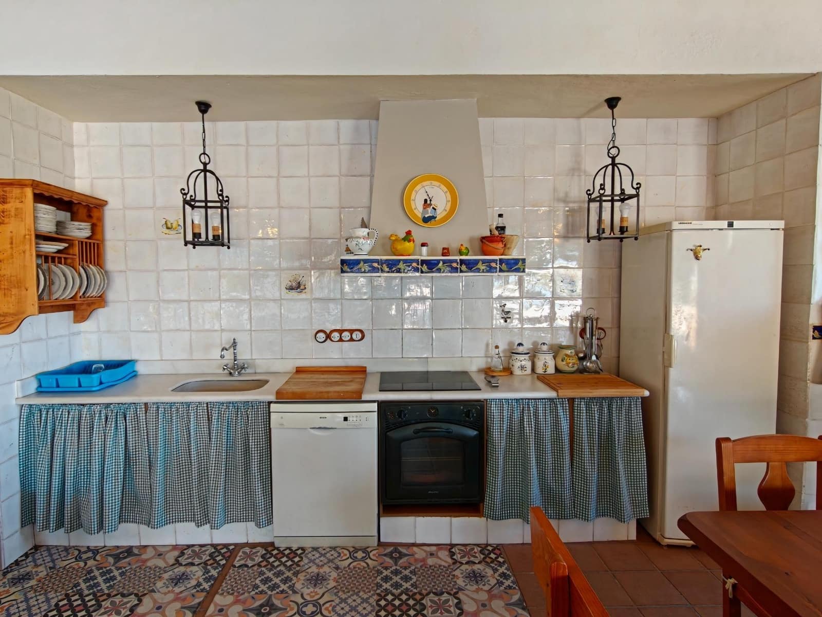 6 Zimmer Villa zu verkaufen in Chiva mit Pool Garage - 775.000 € (Ref: 10109673)