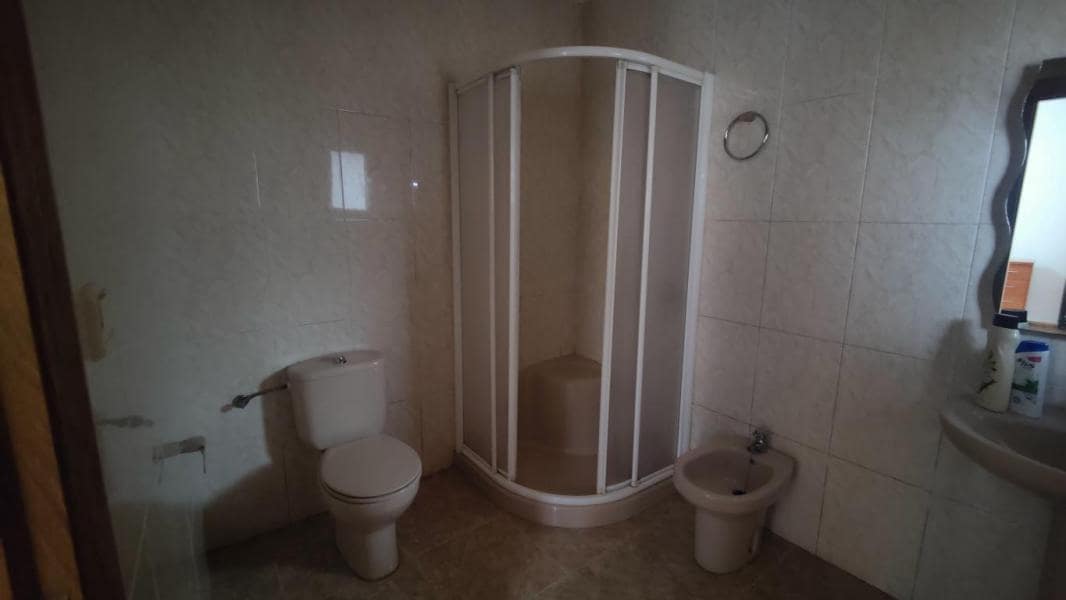 Appartement de 2 chambres à louer à Bunol - 700 € (Ref: 10115862)