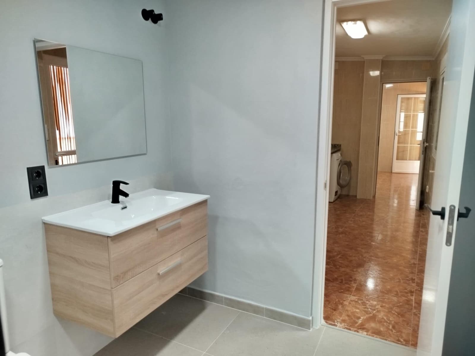Appartement de 2 chambres à louer à Bunol - 700 € (Ref: 10115862)