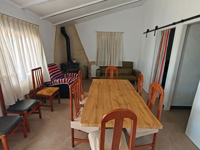 3 soverom Finca/Herregård til salgs i Chiva - € 80 000 (Ref: 10131968)