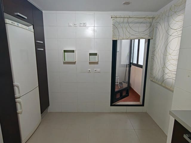 3 quarto Apartamento para venda em Buñol com garagem - 230 000 € (Ref: 10165022)