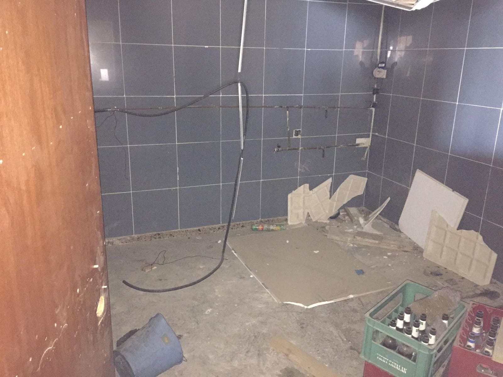 Erhverv til salg i Bunol - € 170.000 (Ref: 8312256)