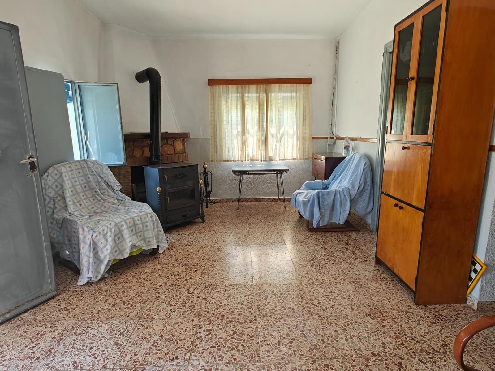 3 soveværelse Villa til salg i Yatova med garage - € 85.000 (Ref: 8312271)