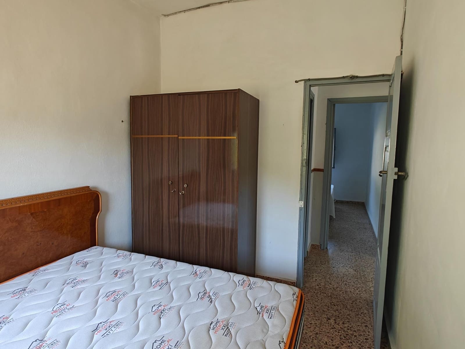 3 soveværelse Villa til salg i Yatova med garage - € 85.000 (Ref: 8312271)