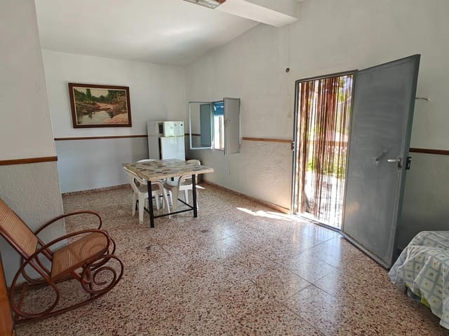 3 soveværelse Villa til salg i Yátova med garage - € 85.000 (Ref: 8312271)