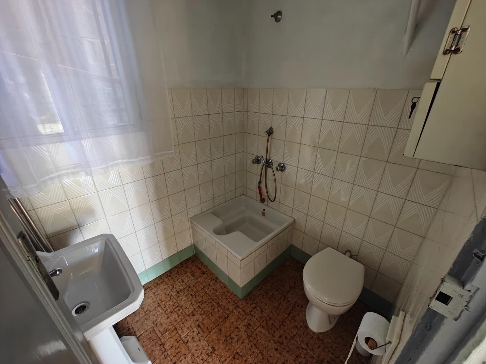 3 soveværelse Villa til salg i Yatova med garage - € 85.000 (Ref: 8312271)