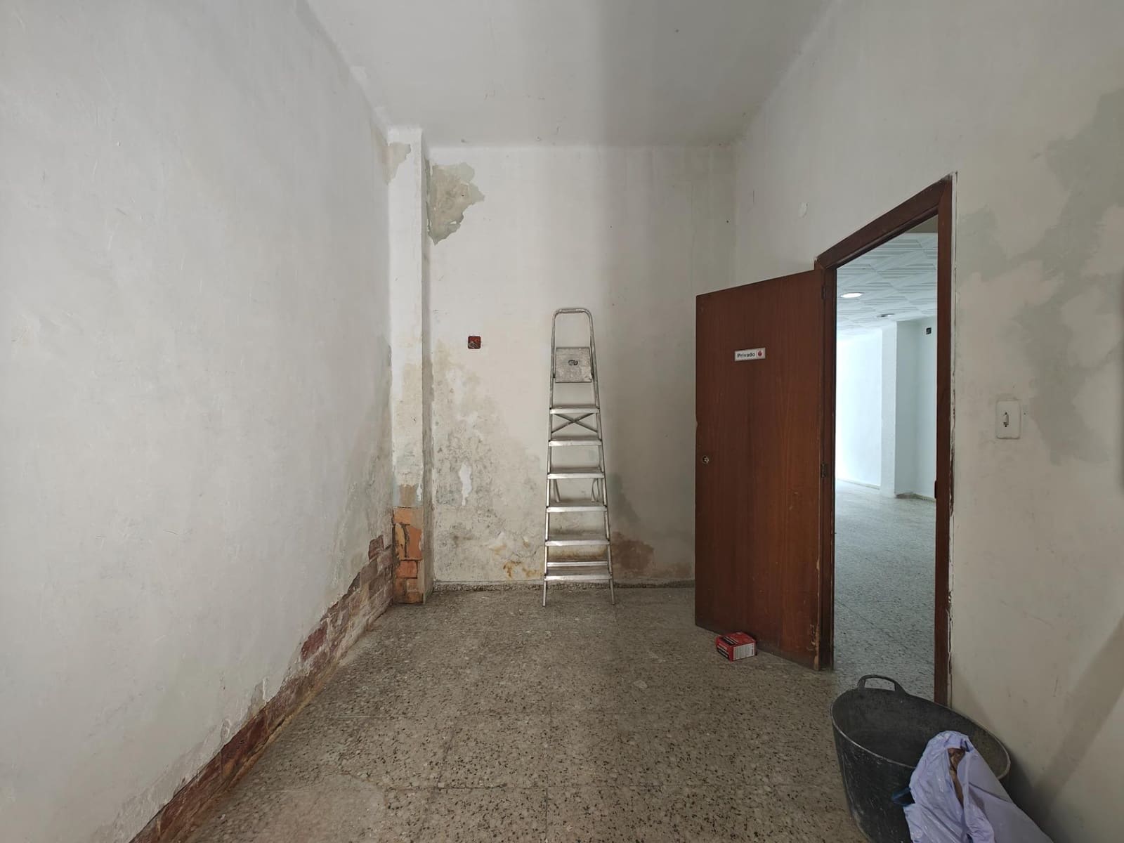 Erhverv til salg i Bunol - € 80.000 (Ref: 8312280)