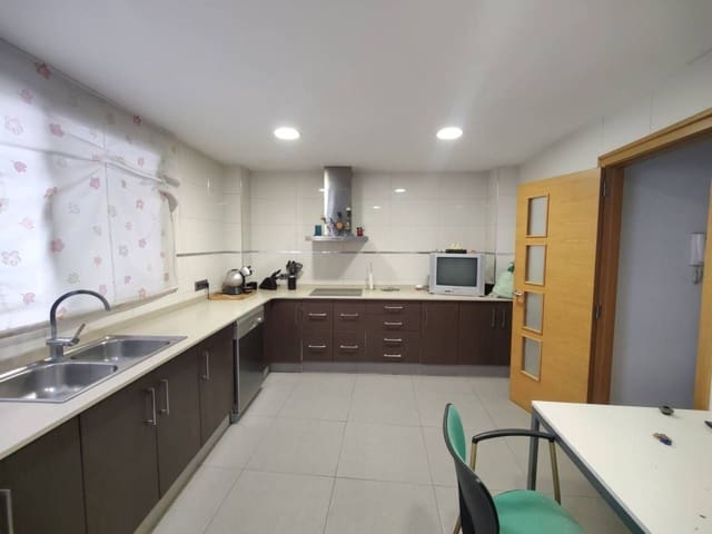 3 soverom Villa til salgs i Buñol med garasje - € 220 000 (Ref: 8312289)