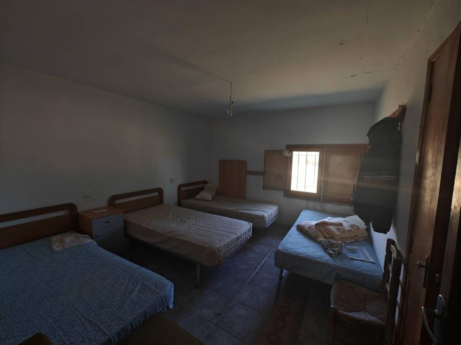 5 soveværelse Villa til salg i Yatova - € 85.000 (Ref: 8312294)