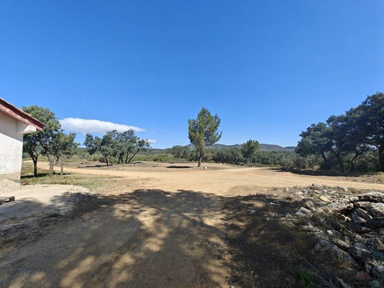 5 soveværelse Villa til salg i Yatova - € 85.000 (Ref: 8312294)