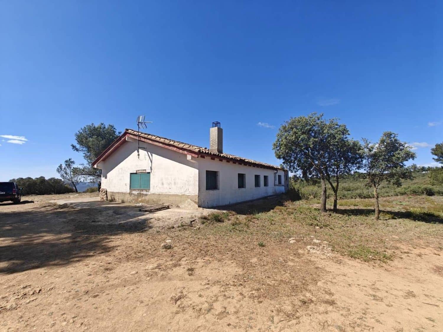 5 soveværelse Villa til salg i Yatova - € 85.000 (Ref: 8312294)