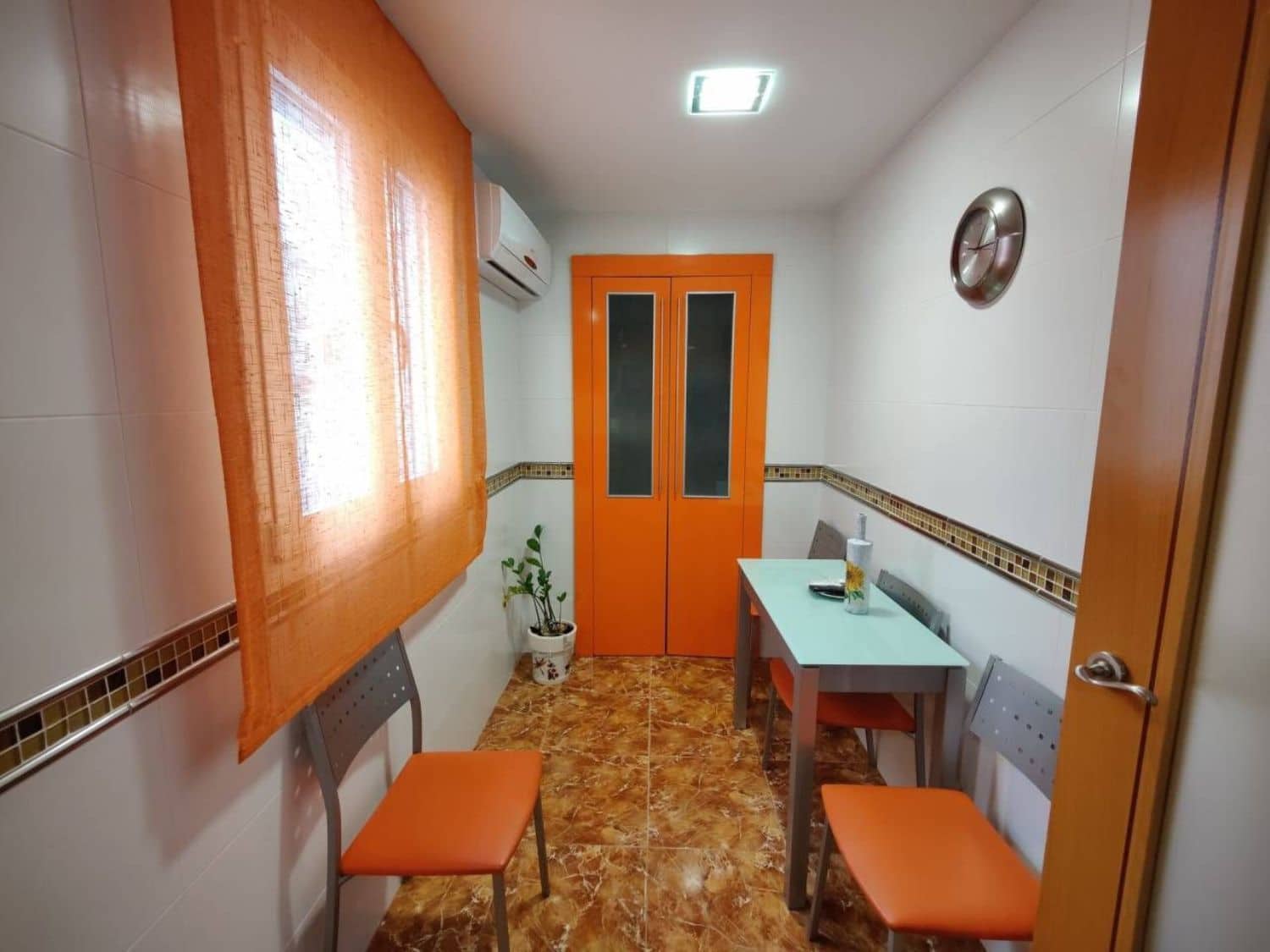 4 sovrum Lägenhet till salu i Bunol med pool garage - 260 000 € (Ref: 8312299)