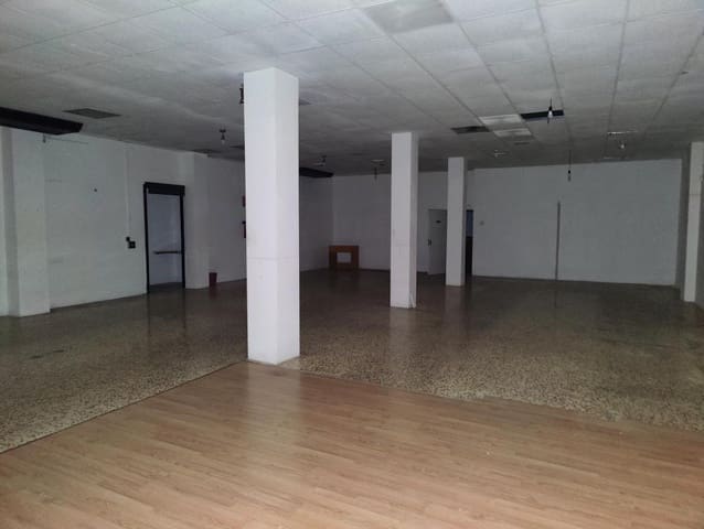 Commercieel te koop in Buñol - € 220.000 (Ref: 8312315)