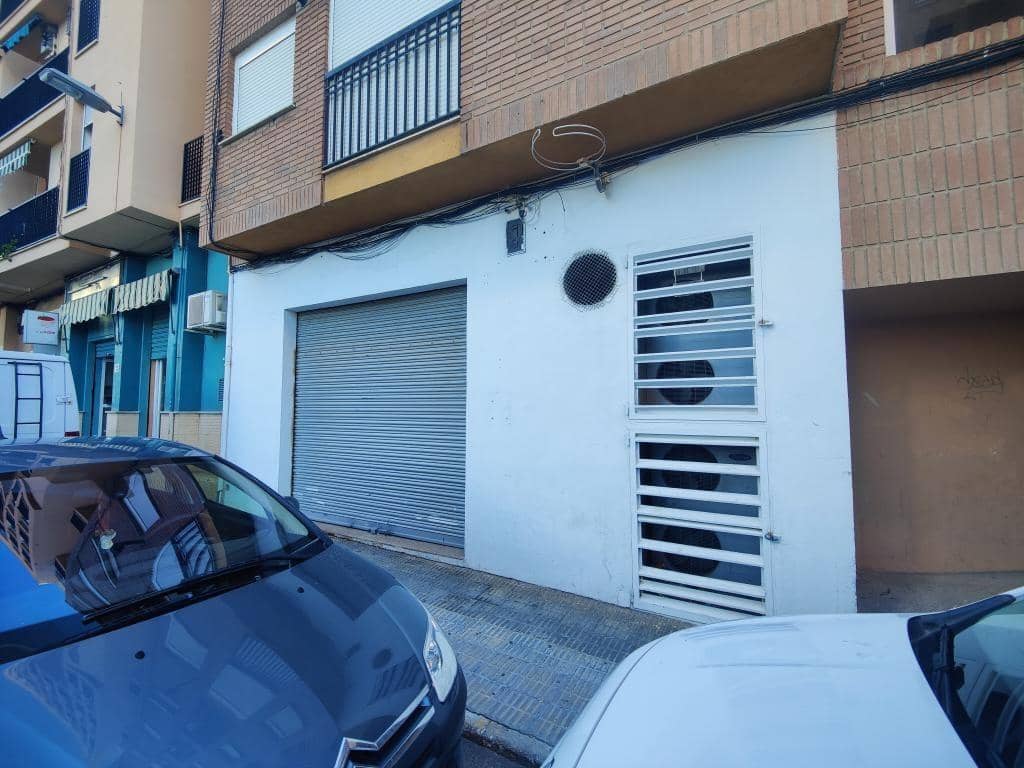 Erhverv til salg i Bunol - € 220.000 (Ref: 8312315)