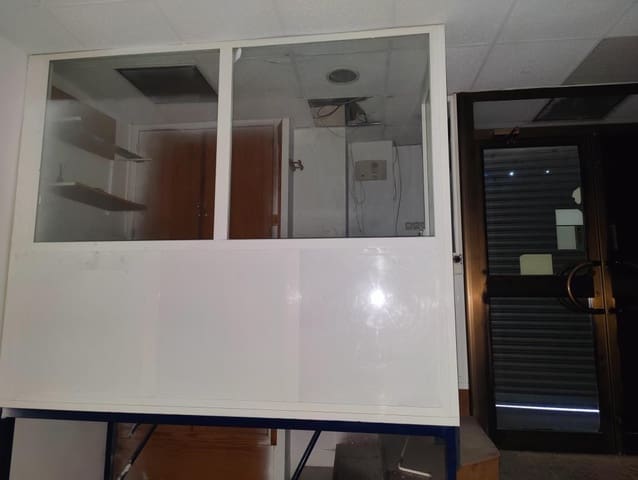 Commercieel te koop in Buñol - € 220.000 (Ref: 8312315)