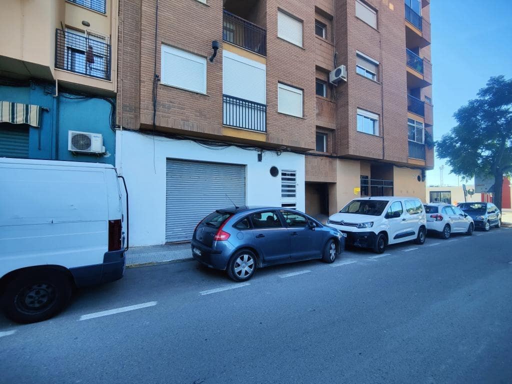 Erhverv til salg i Bunol - € 220.000 (Ref: 8312315)