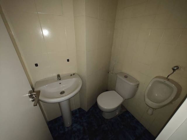 Commercial for sale in Buñol - € 50,000 (Ref: 8312318)