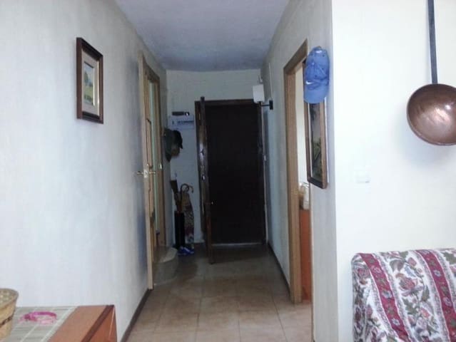 3 bedroom Finca/Country House for sale in Cortes de Pallás - € 60,000 (Ref: 8373516)