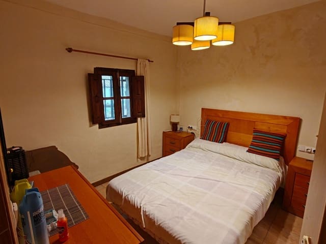 3 bedroom Finca/Country House for sale in Cortes de Pallás - € 50,000 (Ref: 8373516)