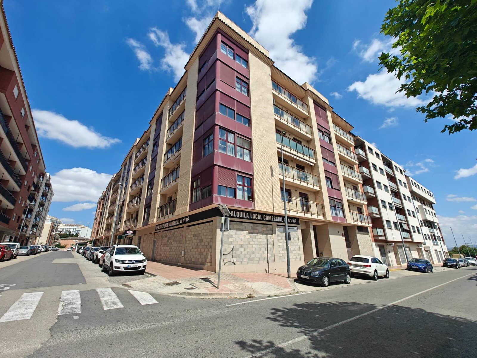 Erhverv til salg i Bunol - € 135.000 (Ref: 8373517)