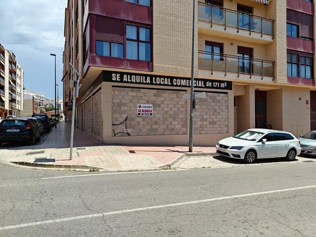 Commercial for sale in Buñol - € 135,000 (Ref: 8373517)
