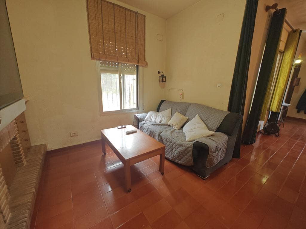 5 bedroom Villa for sale in Buñol € 140,000 (Ref 8403574)