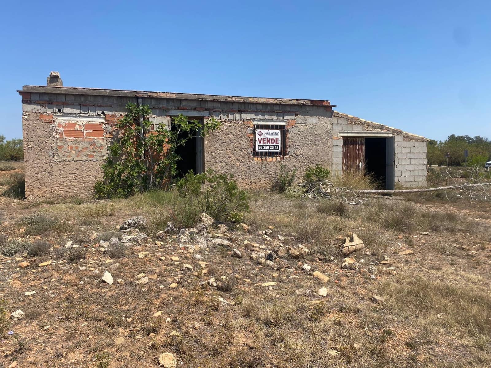 3 soveværelse Finca/Landehus til salg i Cortes de Pallas - € 40.000 (Ref: 8446034)