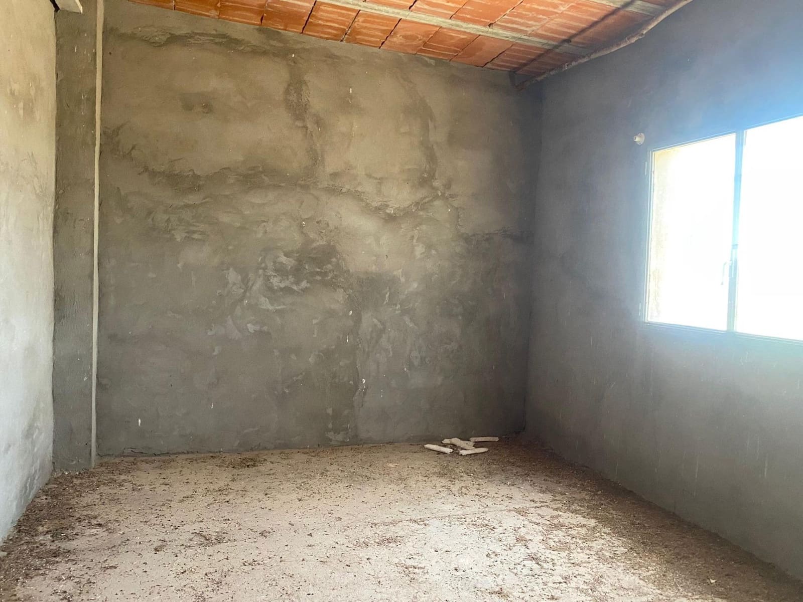 3 soveværelse Finca/Landehus til salg i Cortes de Pallas - € 40.000 (Ref: 8446034)