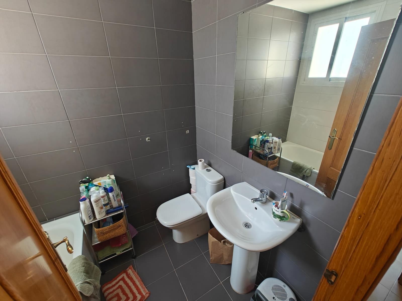 2 soveværelse Rækkehus til salg i Alborache med swimmingpool garage - € 135.000 (Ref: 8461819)