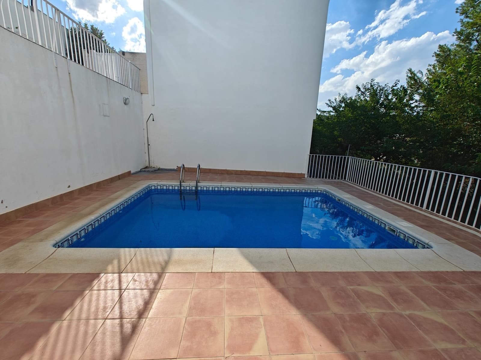 2 bedroom Terraced Villa for sale in Alborache with pool garage - € 135,000 (Ref: 8461819)
