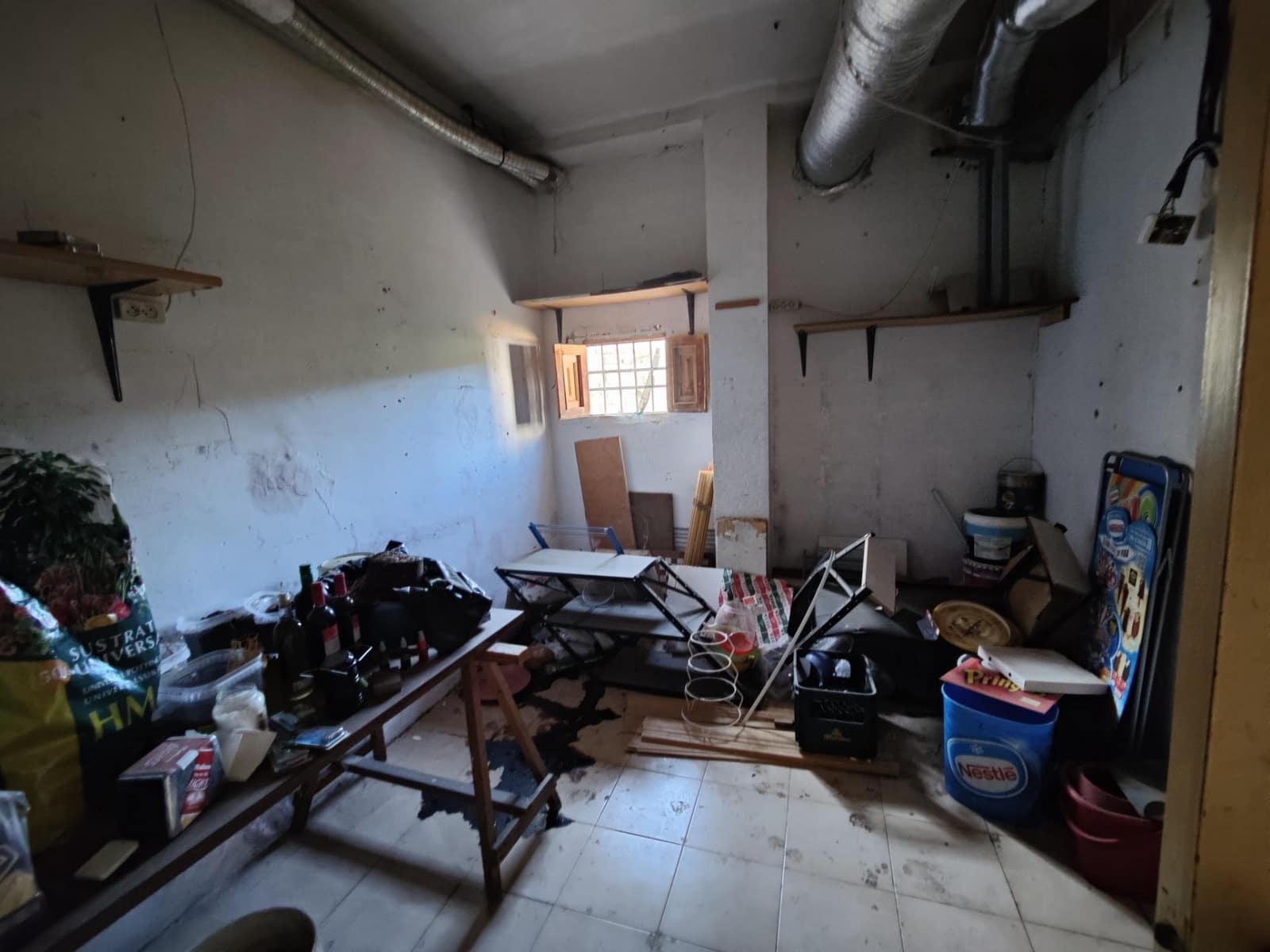 Erhverv til salg i Bunol - € 120.000 (Ref: 8514745)