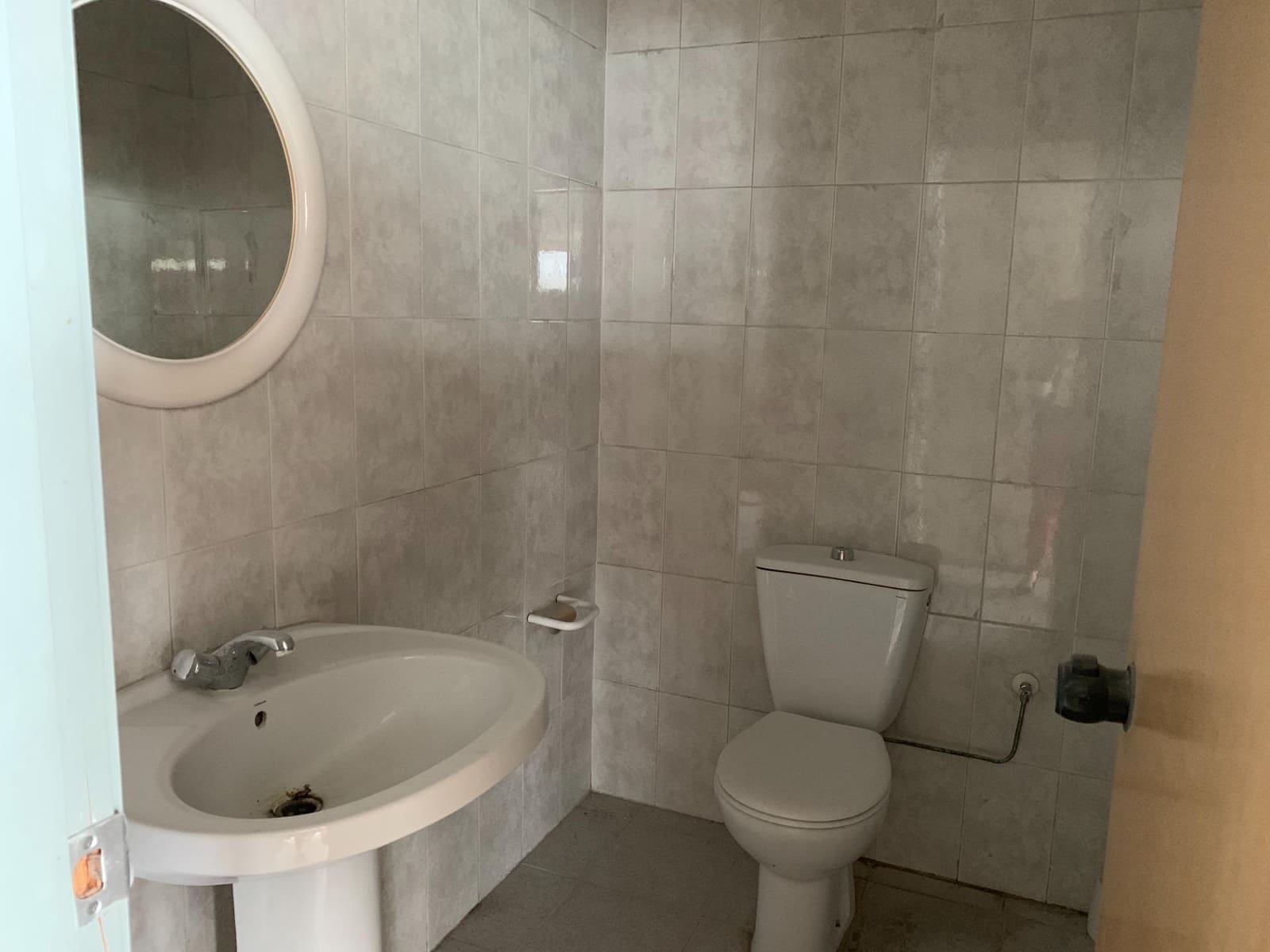 Virksomhed til salg i Bunol - € 350.000 (Ref: 8519099)