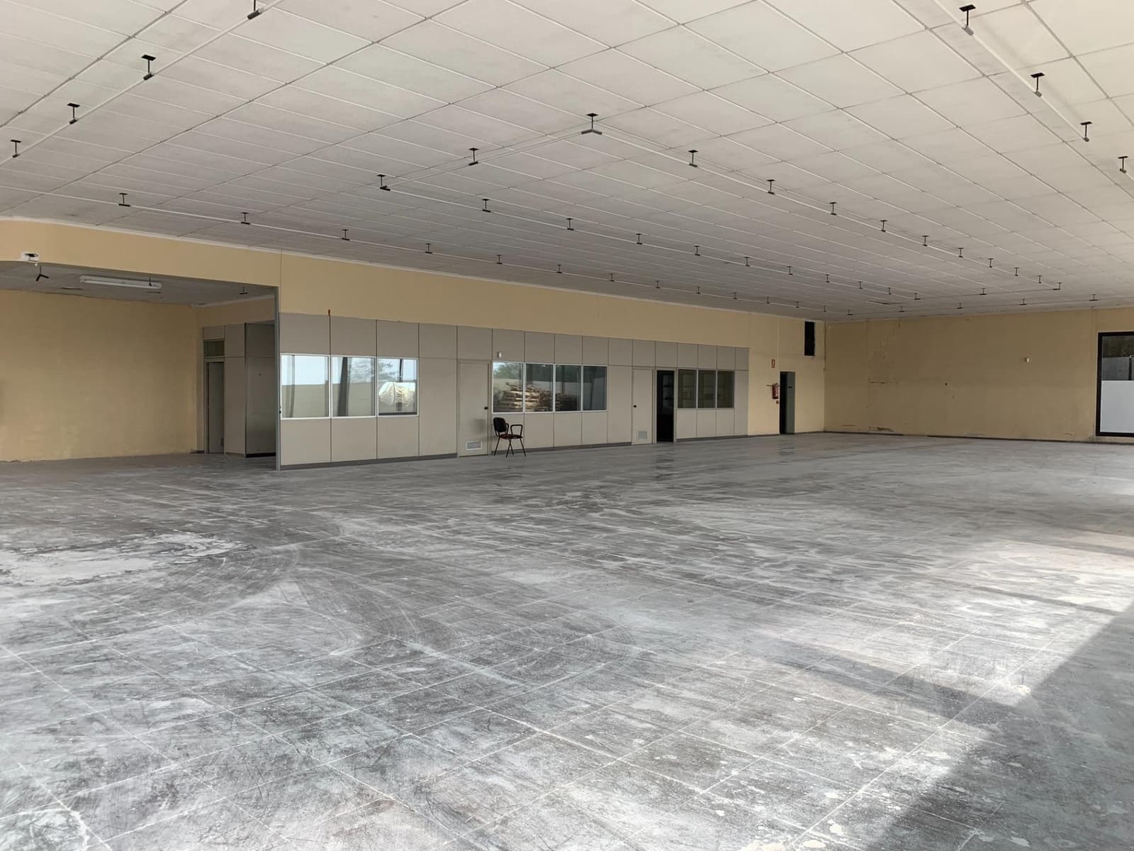 Virksomhed til salg i Bunol - € 350.000 (Ref: 8519099)