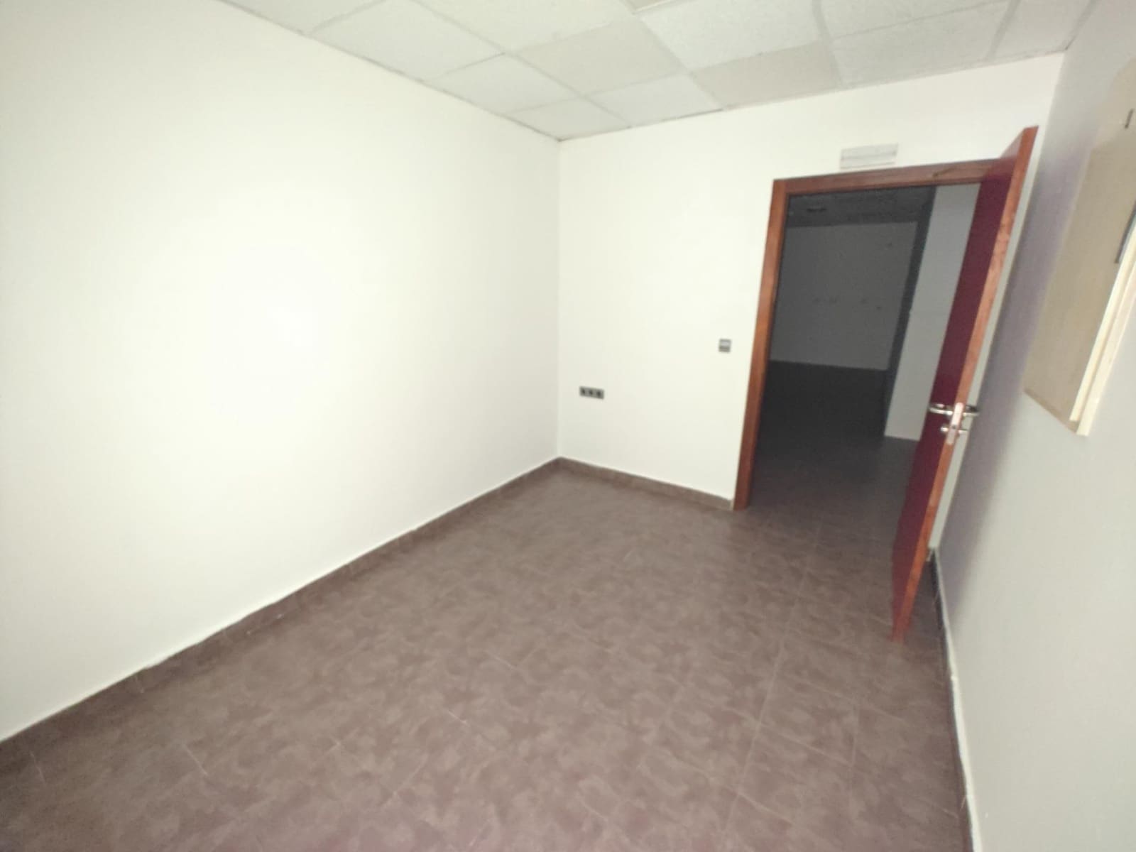 Erhverv til leje i Bunol - € 600 (Ref: 8538736)