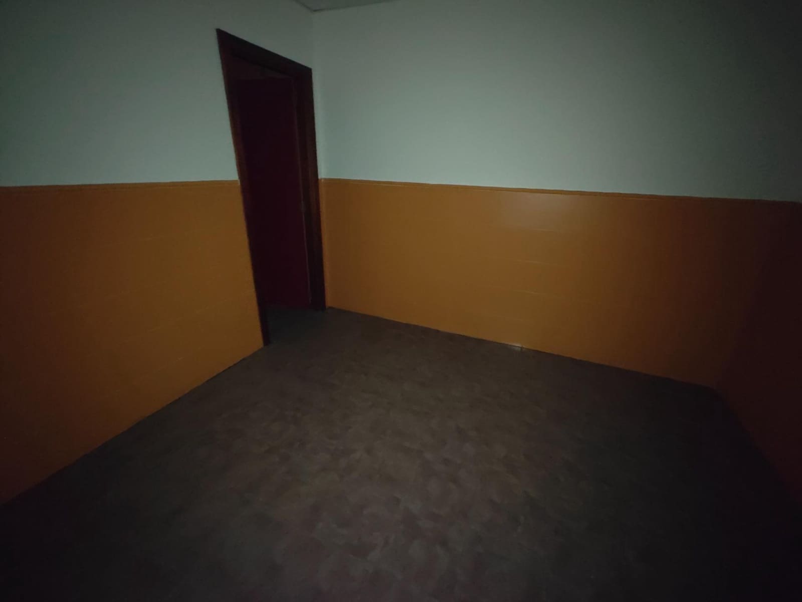 Erhverv til leje i Bunol - € 600 (Ref: 8538736)