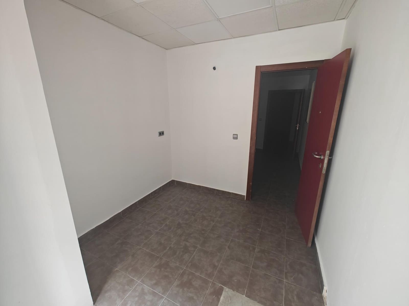 Erhverv til leje i Bunol - € 600 (Ref: 8538736)