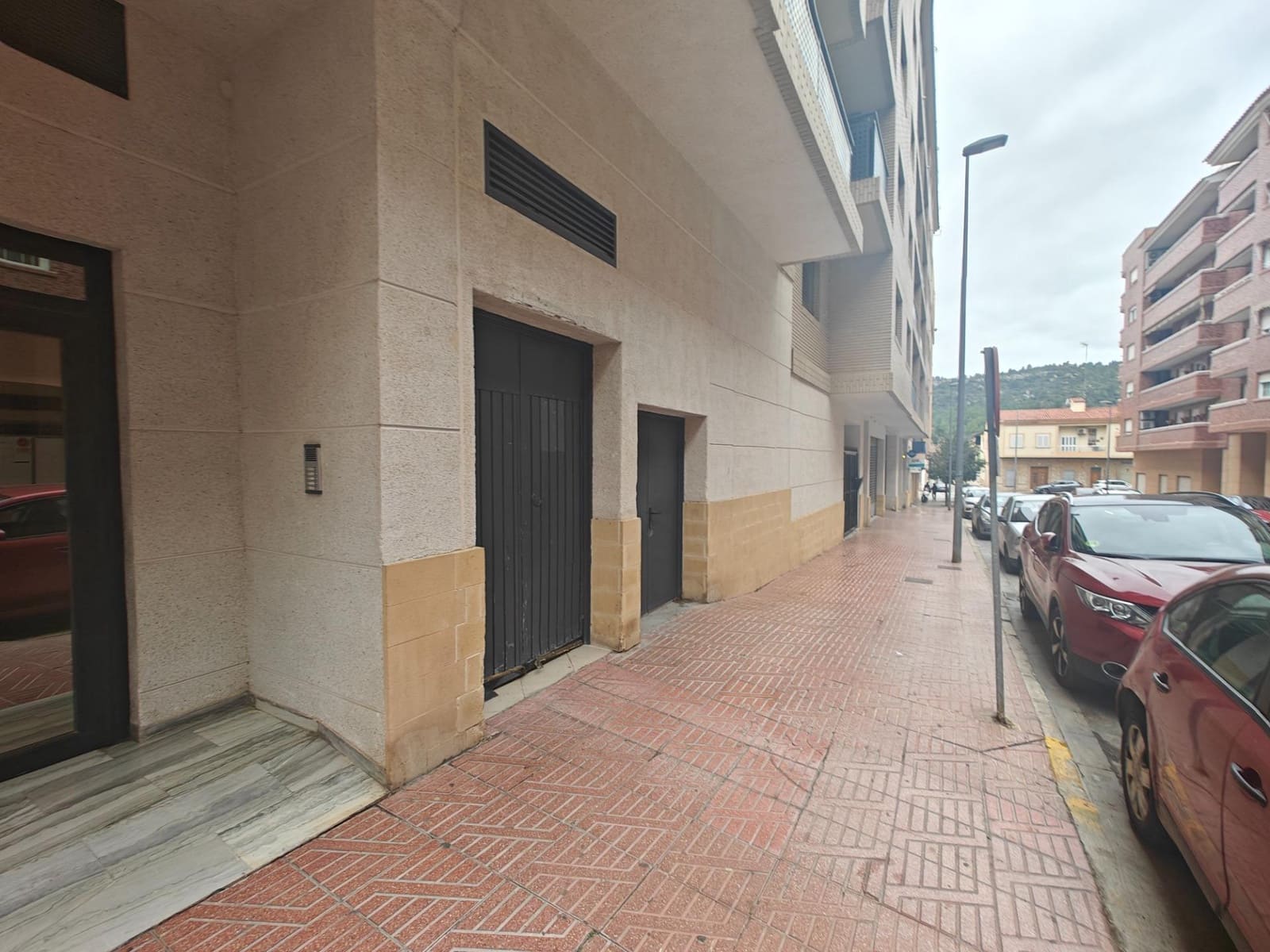 Erhverv til leje i Bunol - € 600 (Ref: 8538736)