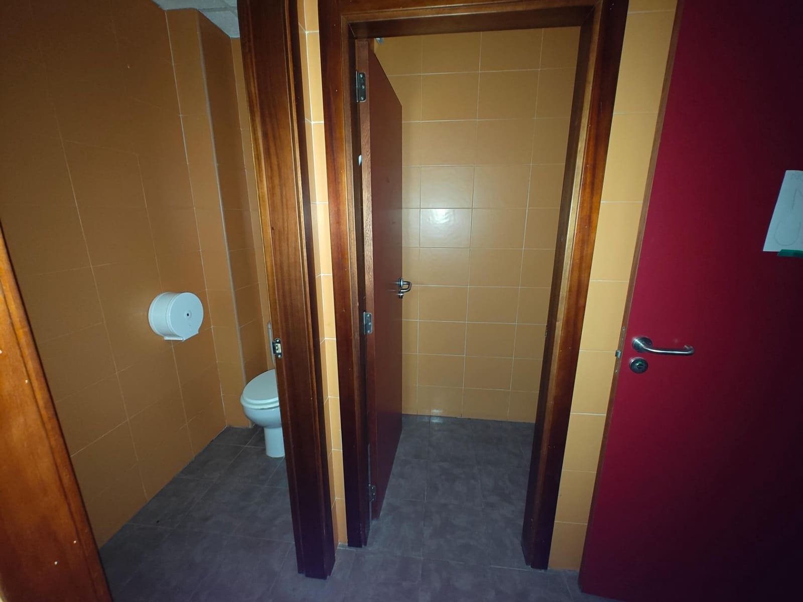 Erhverv til leje i Bunol - € 600 (Ref: 8538736)