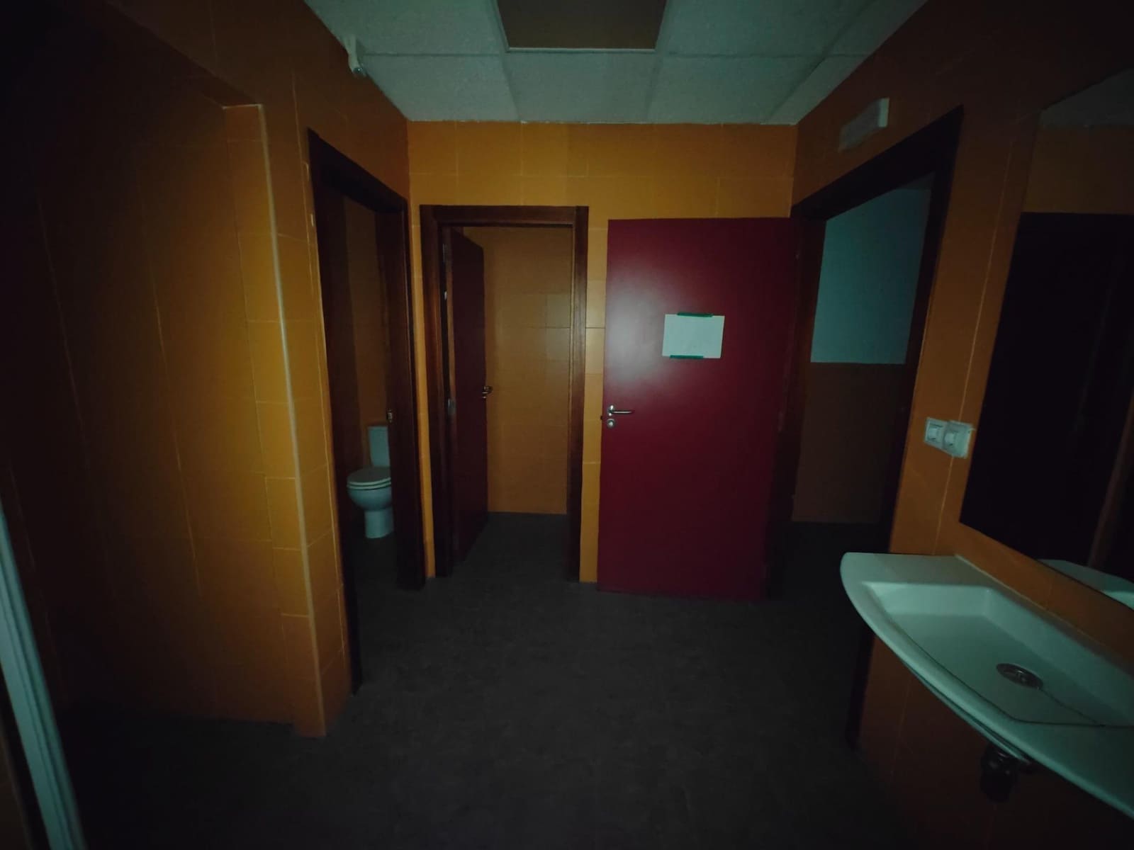 Erhverv til leje i Bunol - € 600 (Ref: 8538736)