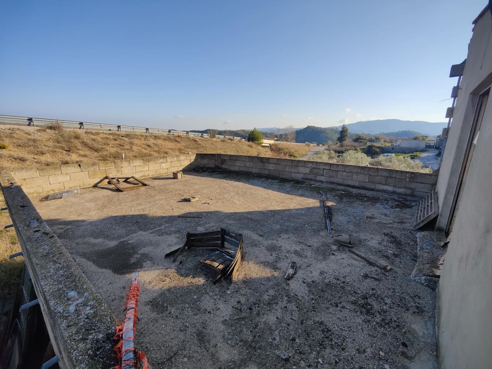 Bedrijf te koop in Macastre - € 60.000 (Ref: 8538738)