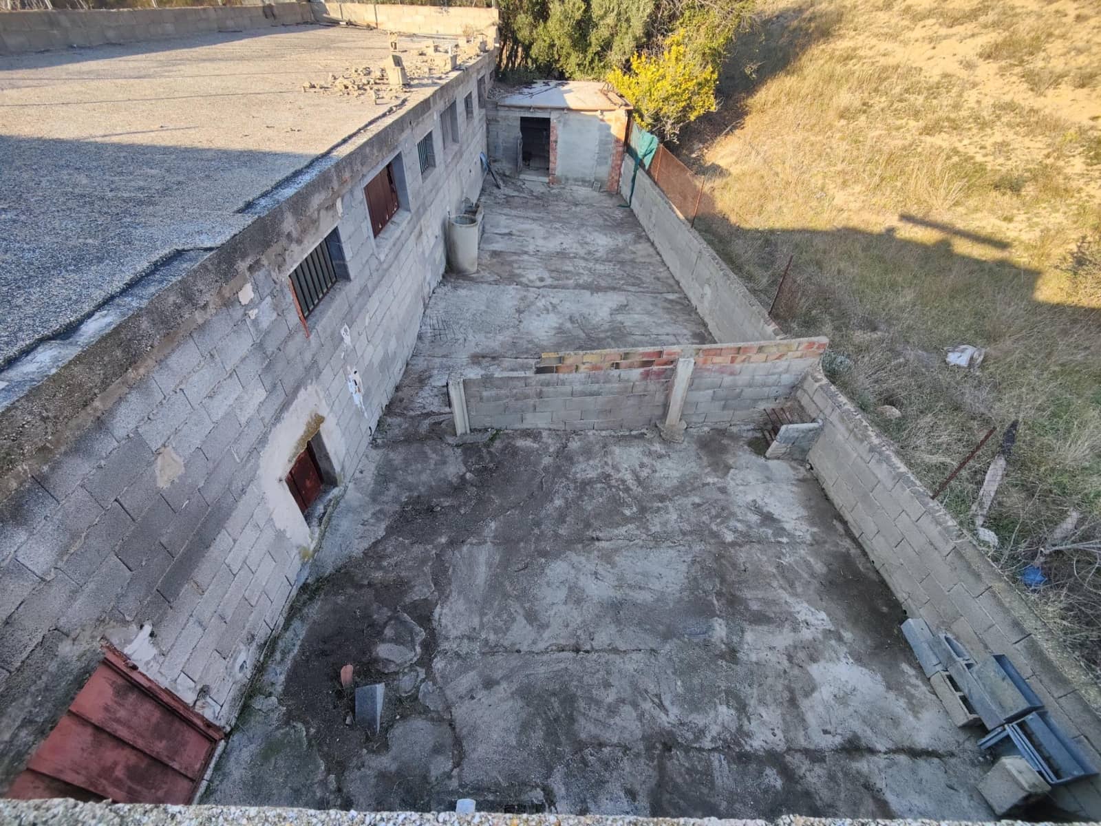 Bedrijf te koop in Macastre - € 60.000 (Ref: 8538738)