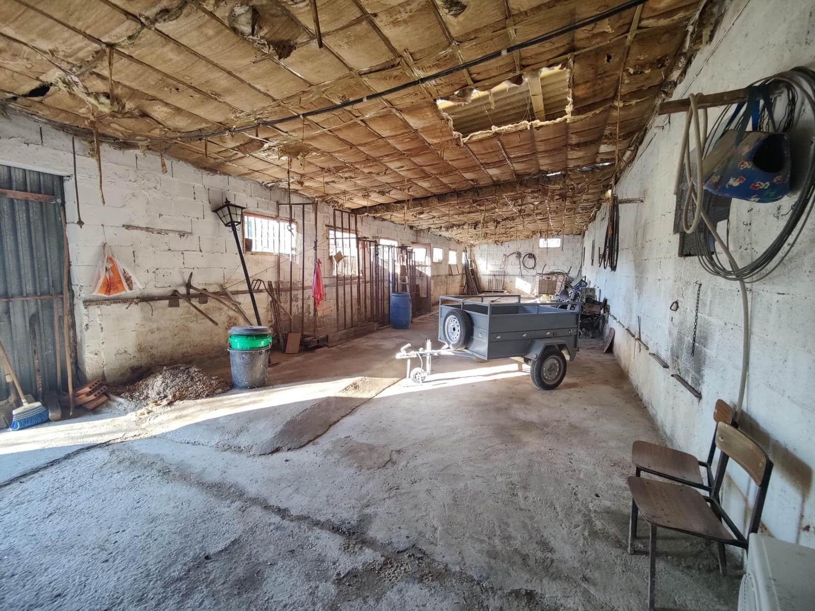 Bedrijf te koop in Macastre - € 60.000 (Ref: 8538738)