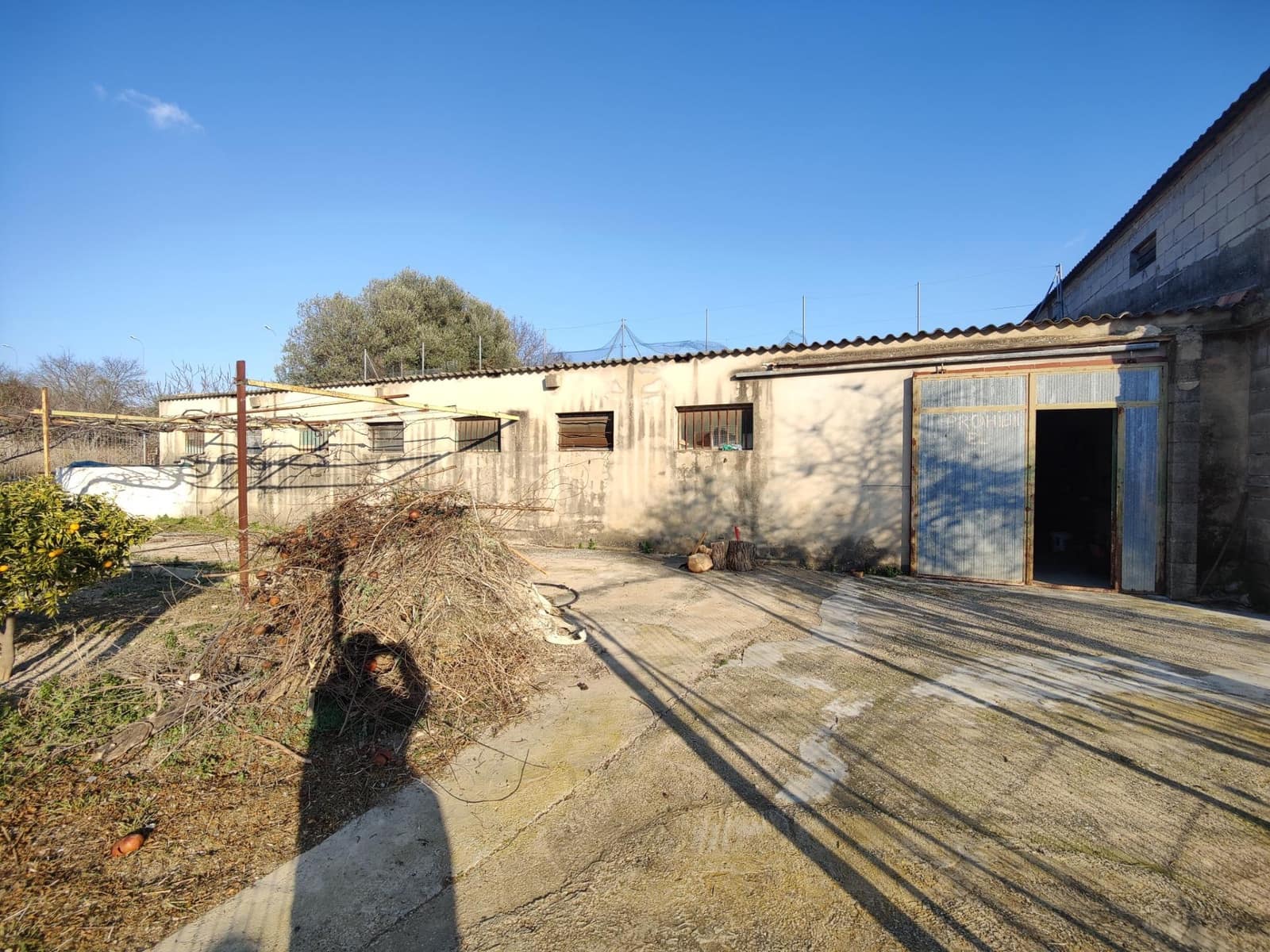 Bedrijf te koop in Macastre - € 60.000 (Ref: 8538738)