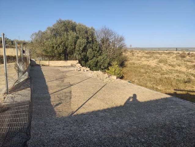 Bedrijf te koop in Macastre - € 60.000 (Ref: 8538738)